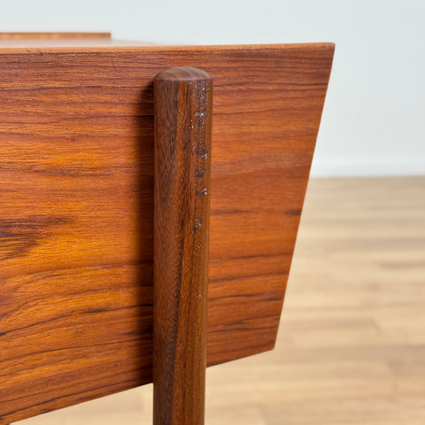 Side table / Sewing table in teak, 1950s-60s, Denmark