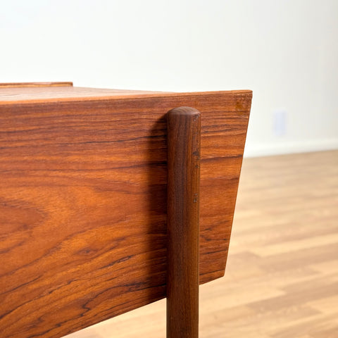 Side table / Sewing table in teak, 1950s-60s, Denmark